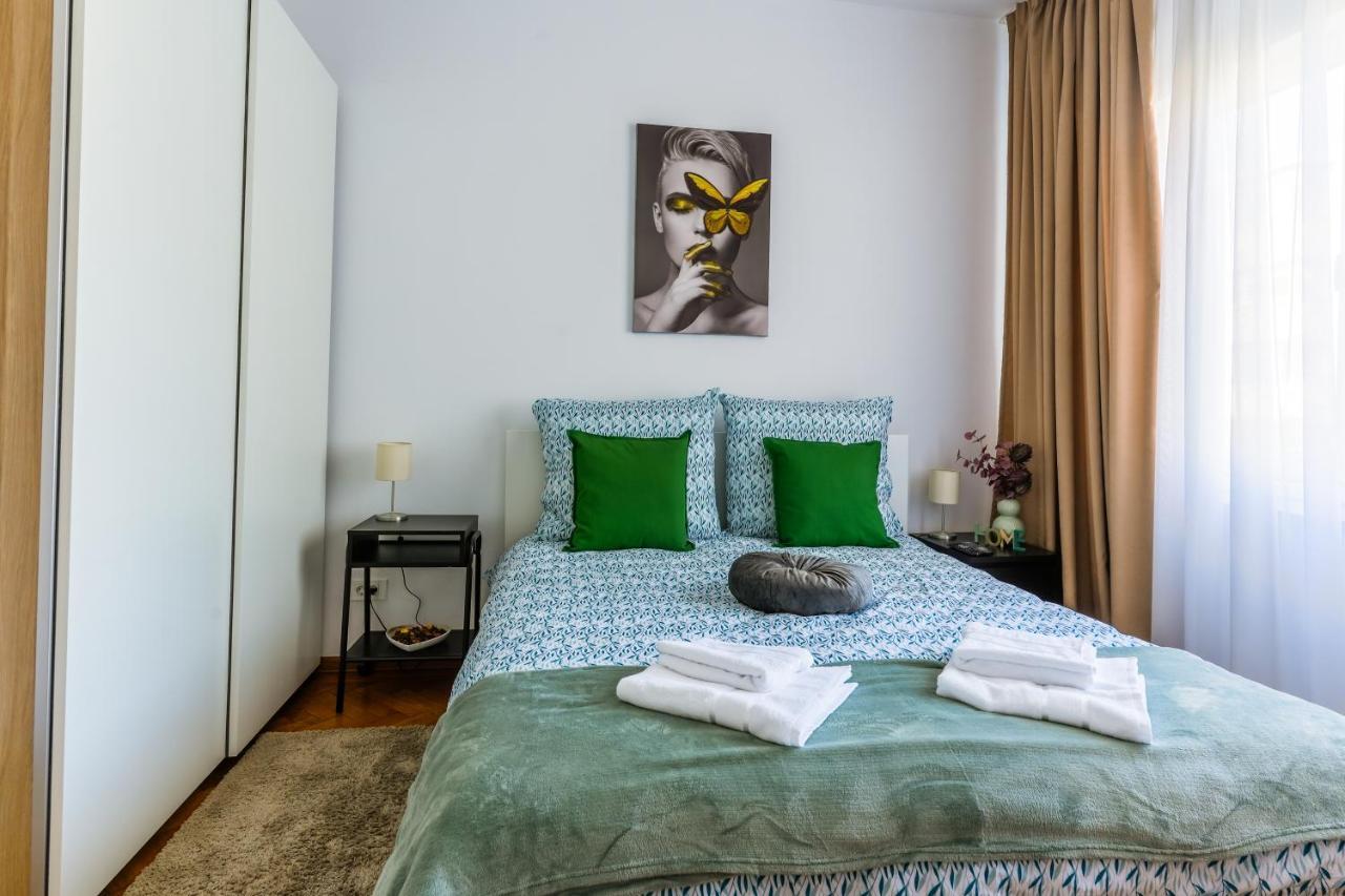 Ultracentral Golden Gatehouse 3 Bdrm Bucharest Exterior photo